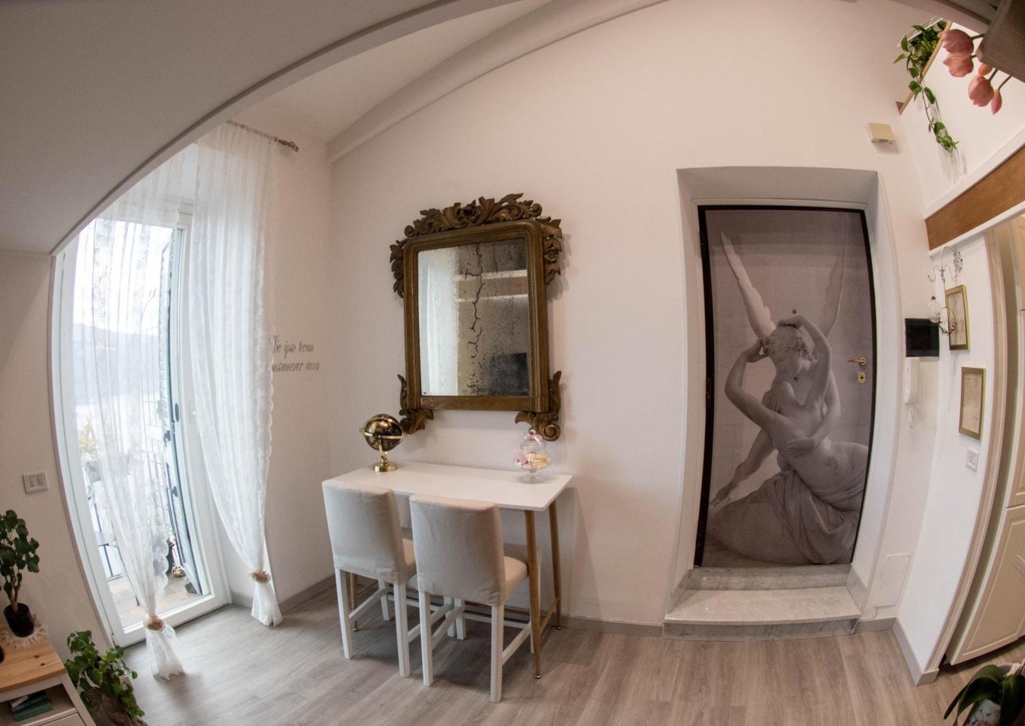 B&B Carpe Diem Vista Lago กัสเตลกันดอลโฟ ภายนอก รูปภาพ