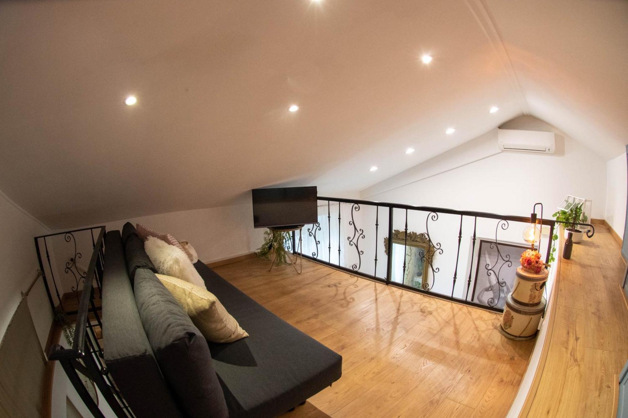 B&B Carpe Diem Vista Lago กัสเตลกันดอลโฟ ภายนอก รูปภาพ